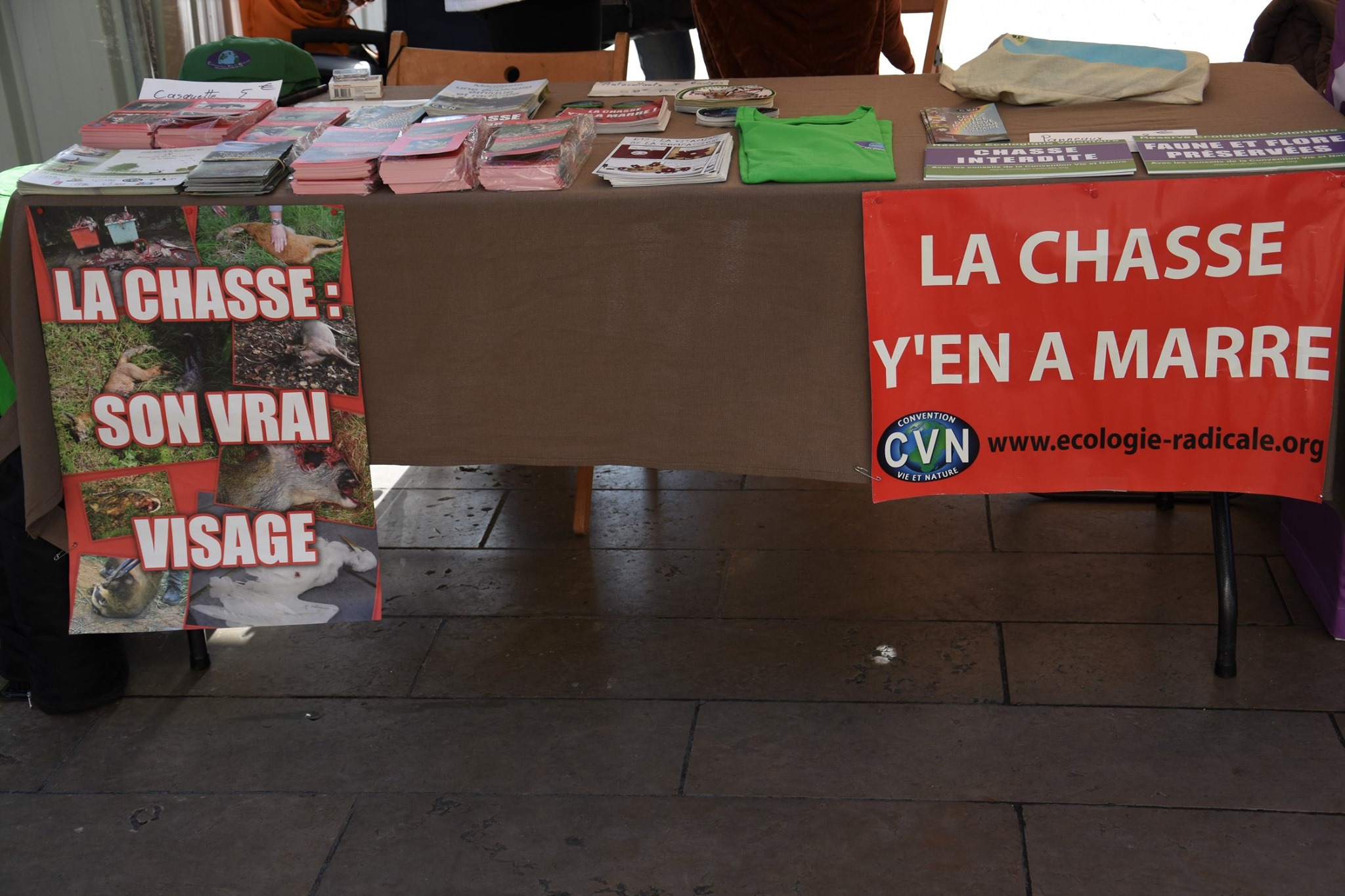 manifestation_chasse_parti_animaliste_2020_stand2