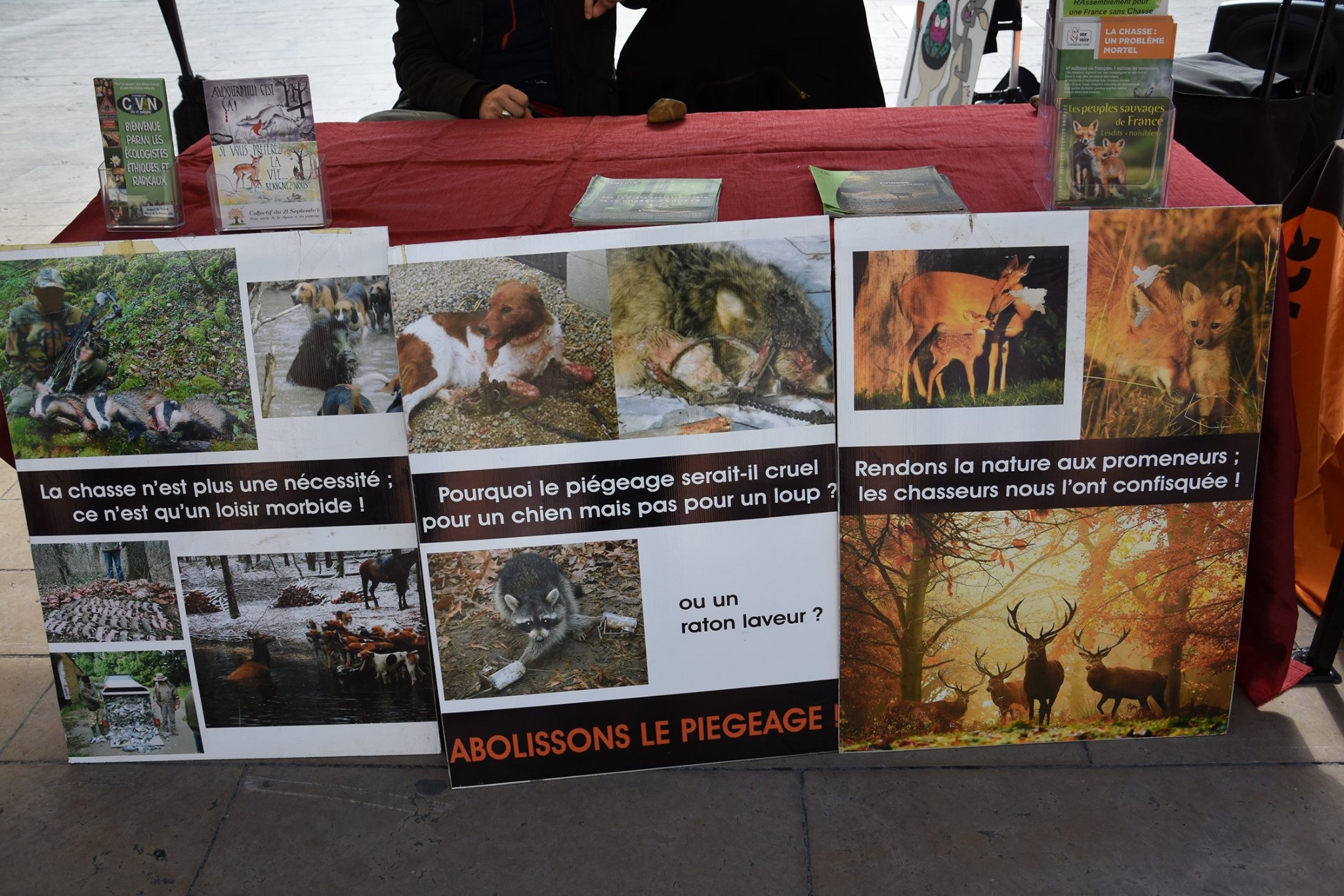 manifestation_chasse_parti_animaliste_2020_stand3